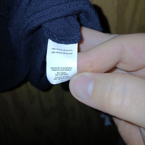 Daisy Fuentes Modal Top Womens Size Medium Black Textured Peplum Flutter Sleeves - Picture 4 of 11